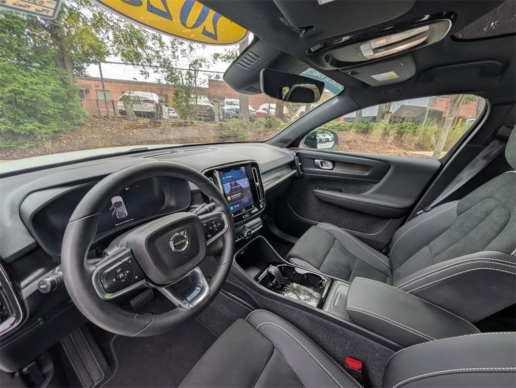 used 2023 Volvo C40 Recharge Pure Electric car, priced at $27,770
