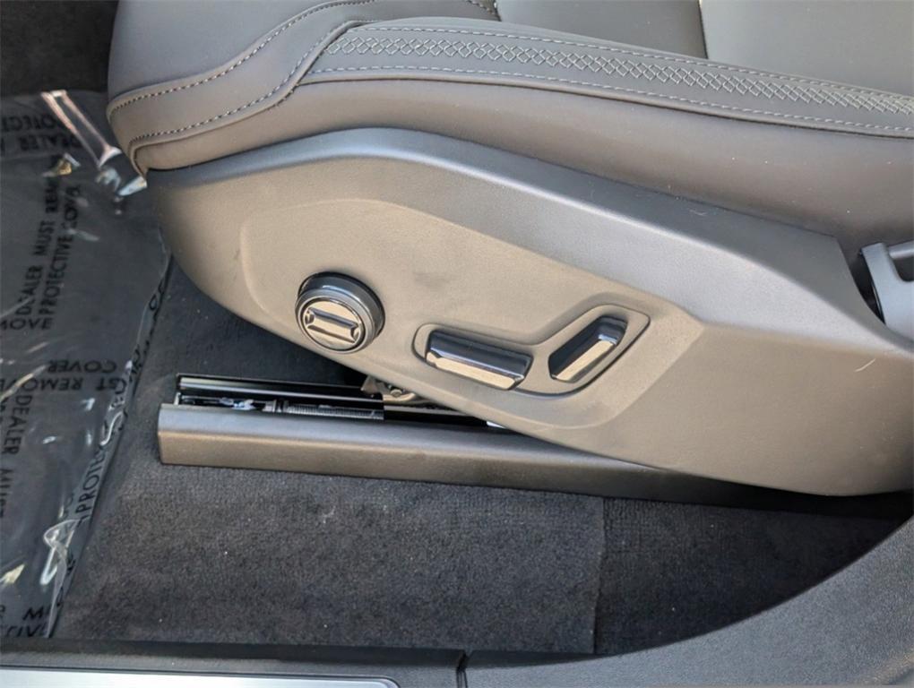 new 2025 Volvo XC90 car, priced at $58,745