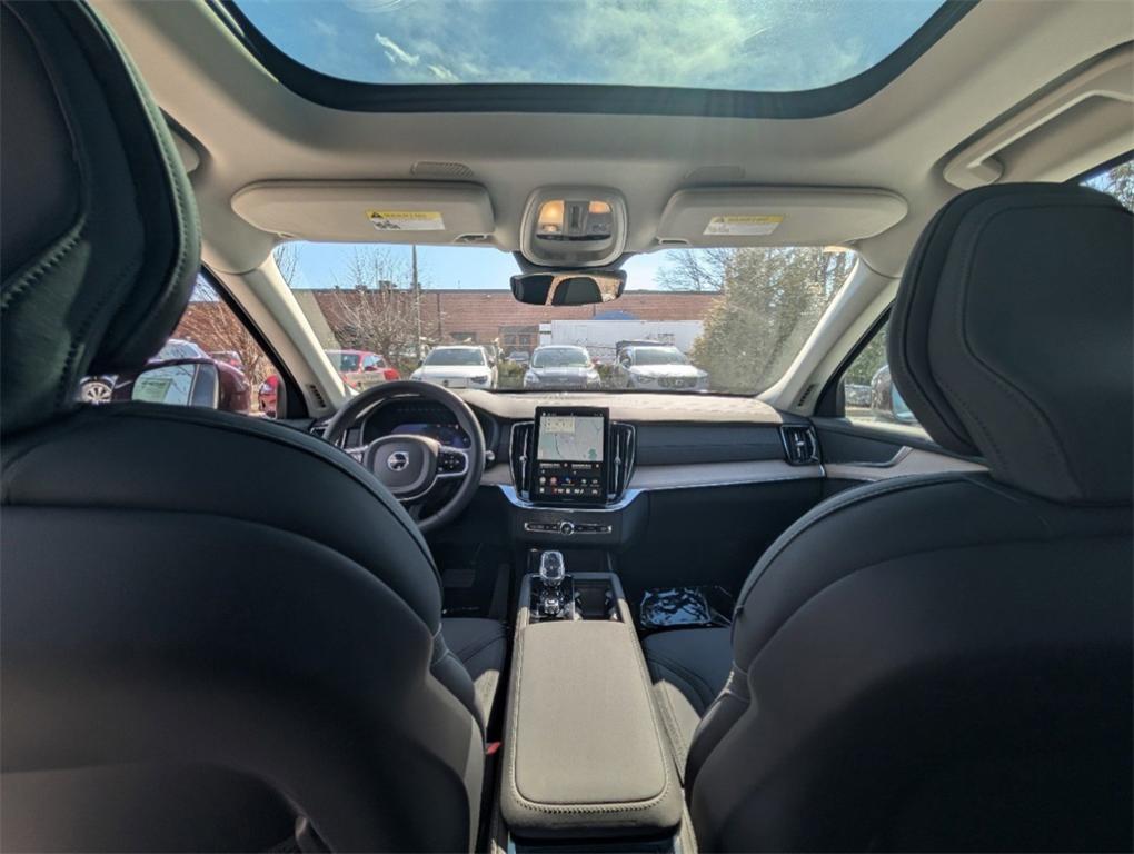 new 2025 Volvo XC90 car, priced at $58,745