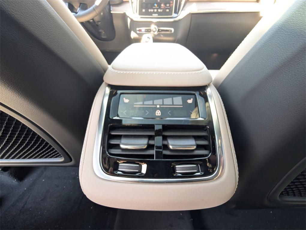 new 2026 Volvo XC90 car