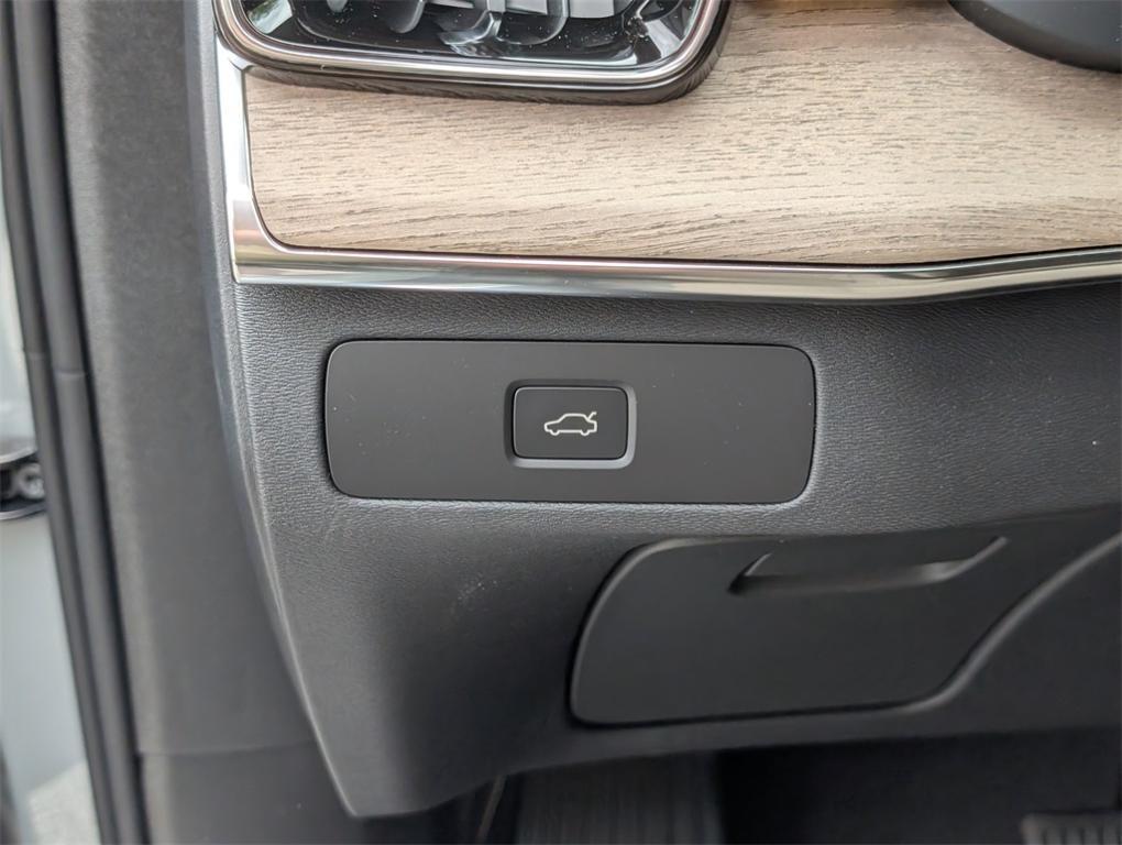 new 2026 Volvo XC90 car