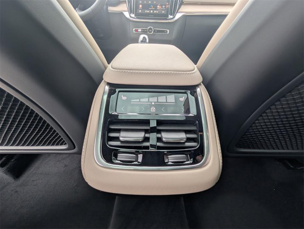 new 2026 Volvo XC90 car