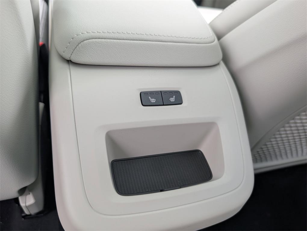 new 2026 Volvo XC60 Plug-In Hybrid car