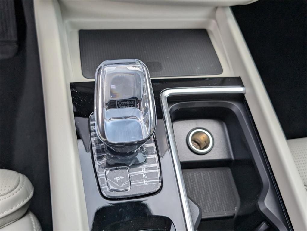 new 2026 Volvo XC60 Plug-In Hybrid car