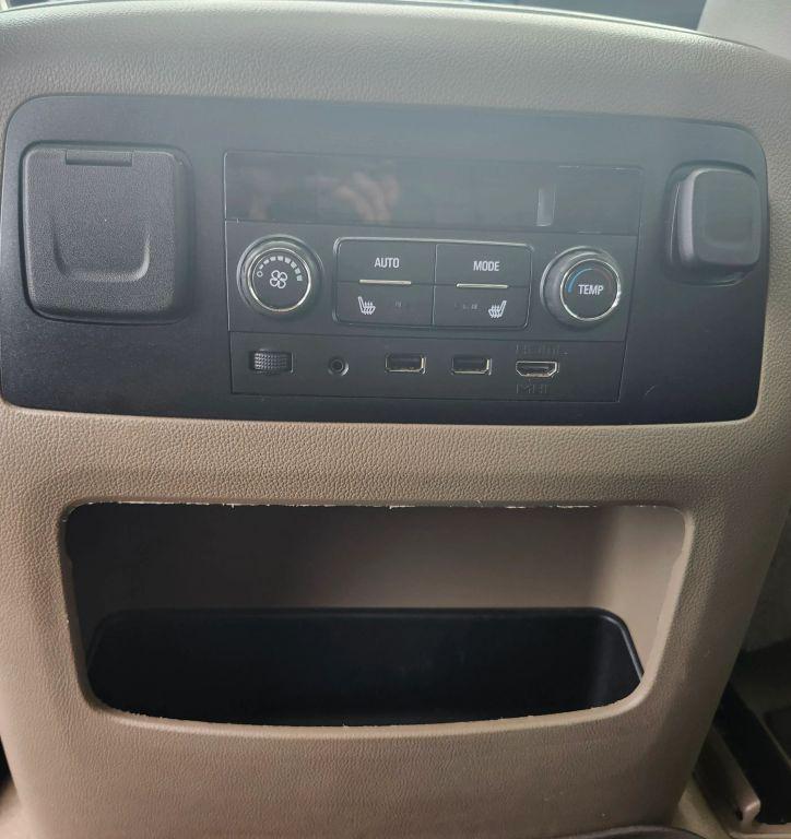 used 2019 GMC Yukon XL car, priced at $27,450