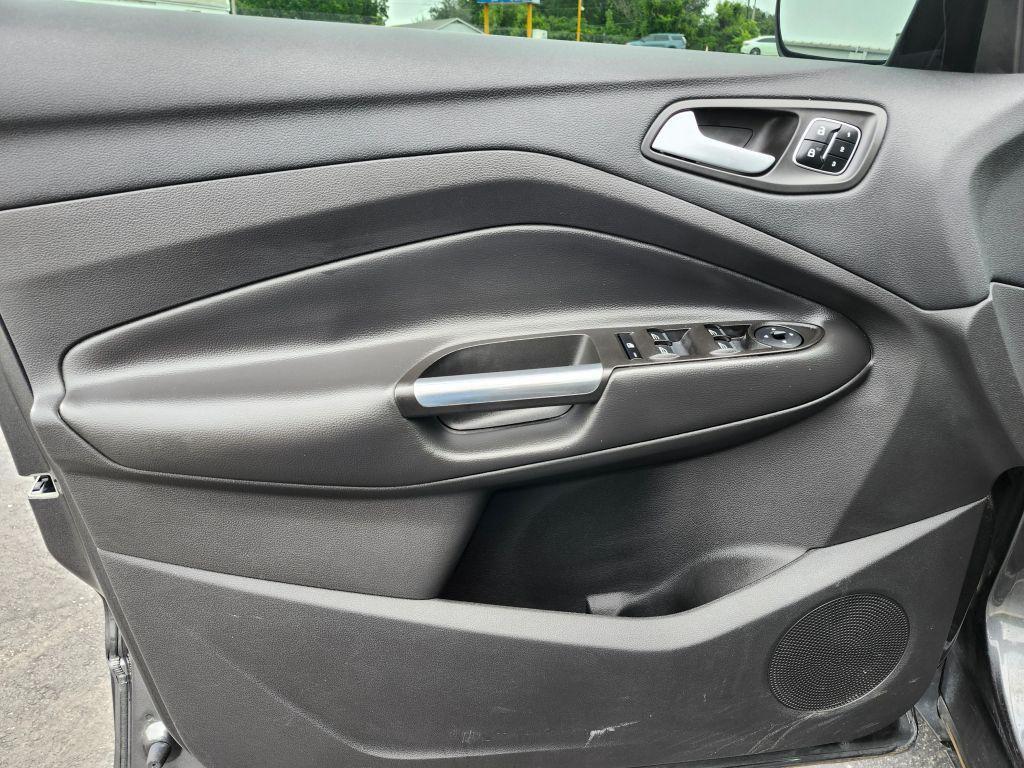 used 2017 Ford Escape car, priced at $11,500