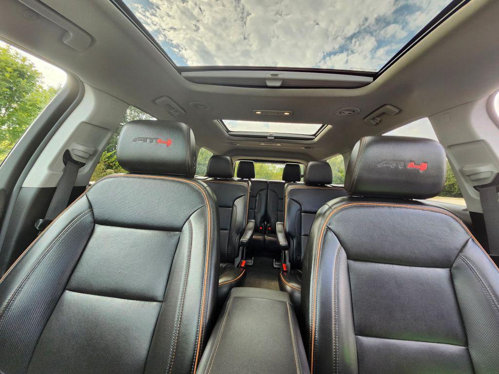 used 2022 GMC Acadia car, priced at $24,950