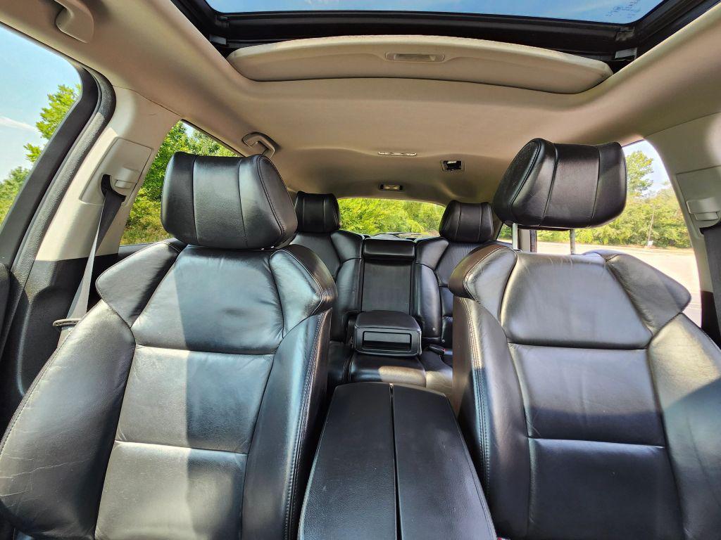 used 2013 Acura MDX car, priced at $10,500
