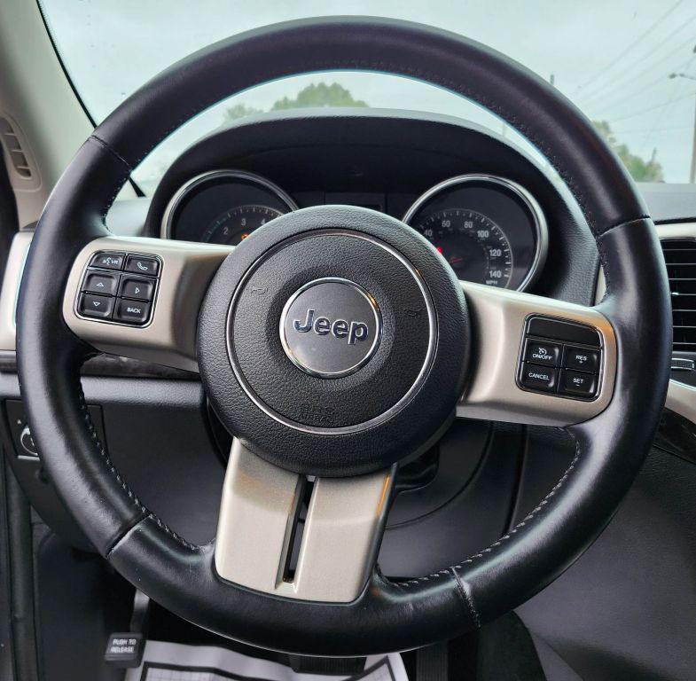 used 2013 Jeep Grand Cherokee car, priced at $11,500