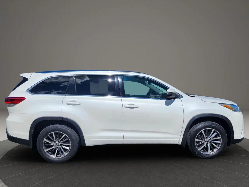 used 2017 Toyota Highlander car, priced at $20,900