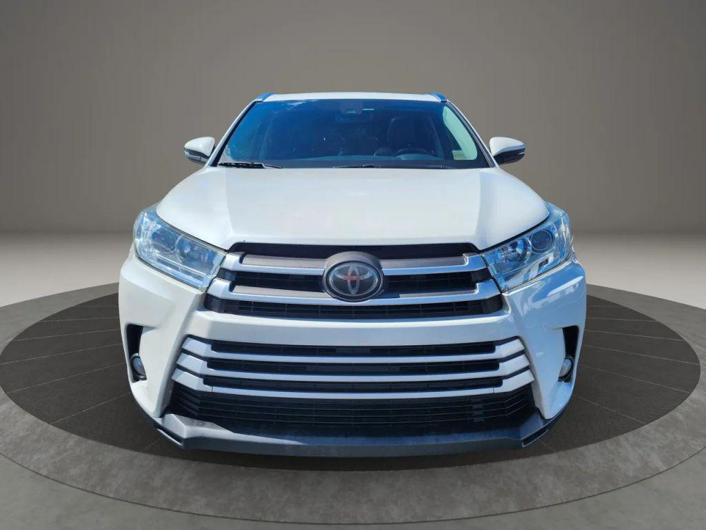 used 2017 Toyota Highlander car, priced at $20,900