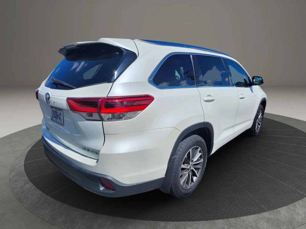 used 2017 Toyota Highlander car, priced at $20,900