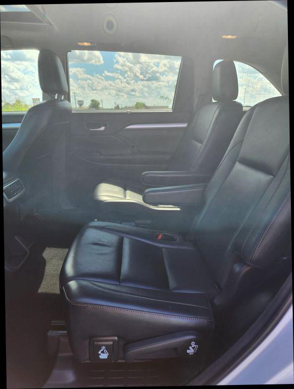used 2017 Toyota Highlander car, priced at $20,900