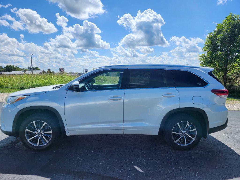 used 2017 Toyota Highlander car, priced at $20,900
