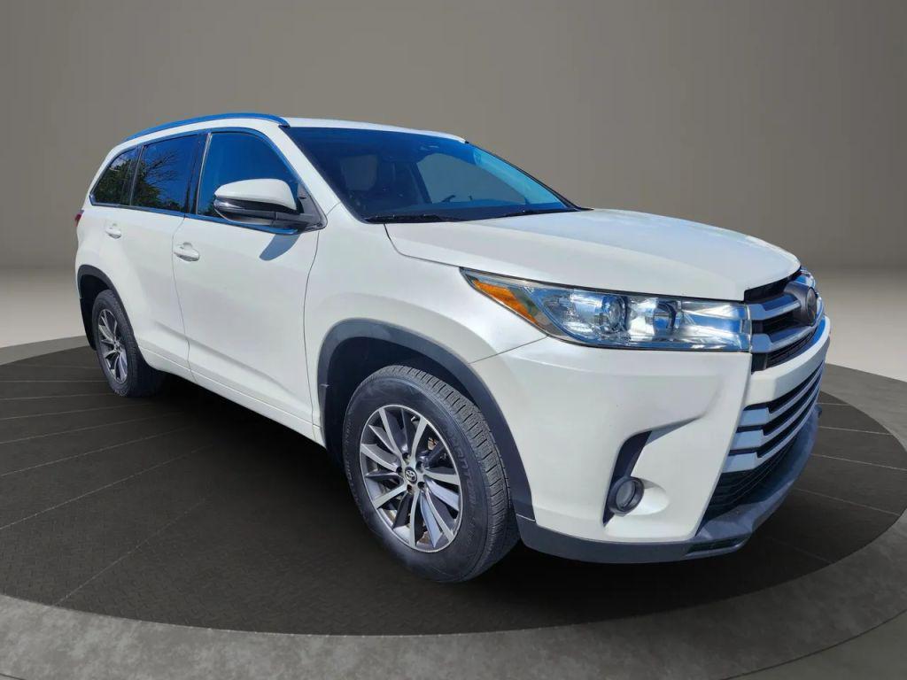 used 2017 Toyota Highlander car, priced at $20,900