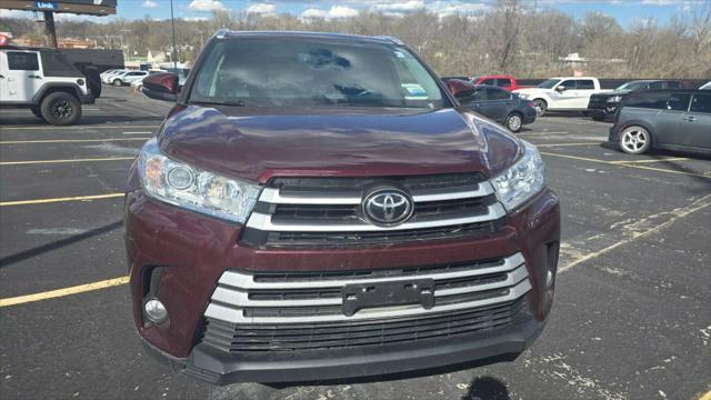 used 2019 Toyota Highlander car, priced at $26,750