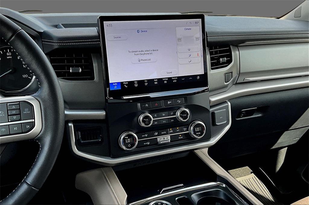 used 2024 Ford Expedition car, priced at $47,730