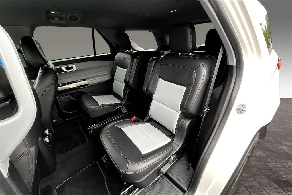 used 2022 Ford Explorer car, priced at $27,339