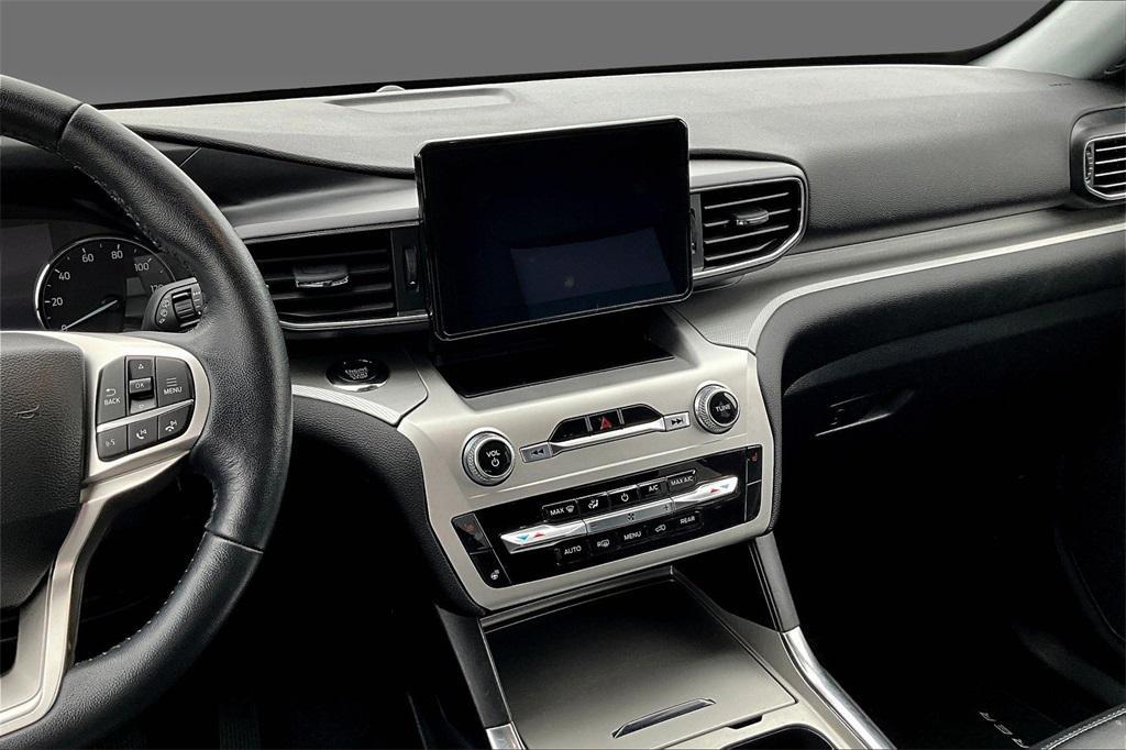 used 2022 Ford Explorer car, priced at $27,339