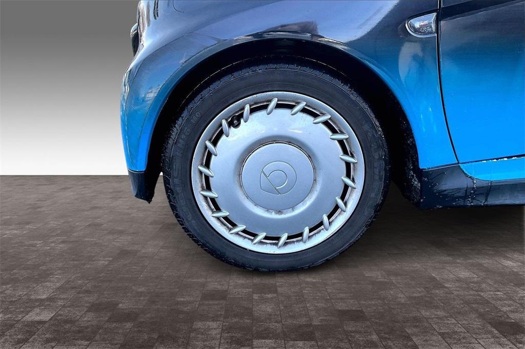 used 2013 smart ForTwo car, priced at $8,995
