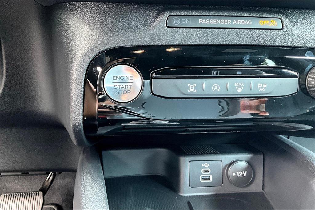 new 2025 Ford Escape car, priced at $32,869