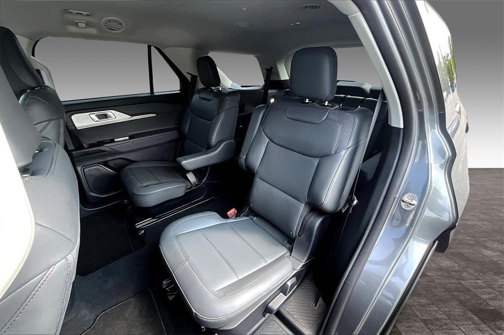 new 2025 Ford Explorer car, priced at $45,630