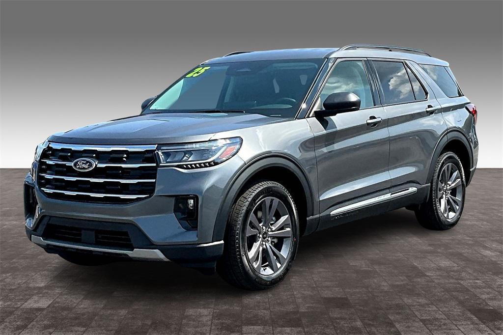 new 2025 Ford Explorer car, priced at $45,630