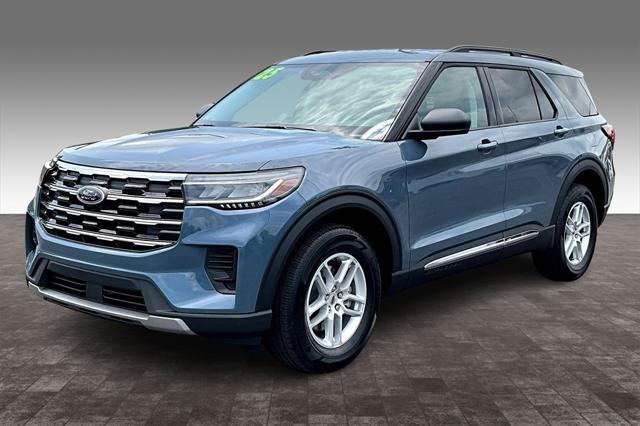 new 2025 Ford Explorer car, priced at $41,182