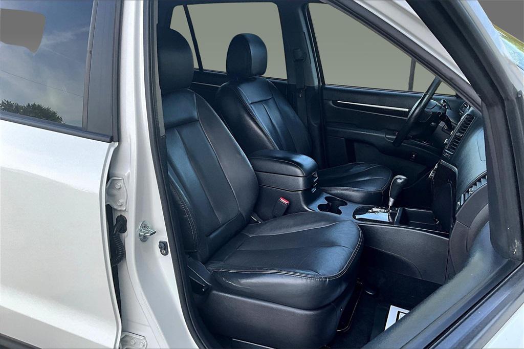 used 2009 Hyundai Santa Fe car, priced at $8,445