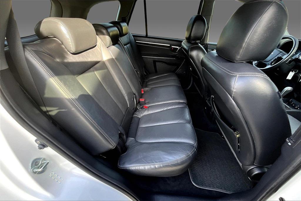 used 2009 Hyundai Santa Fe car, priced at $8,445