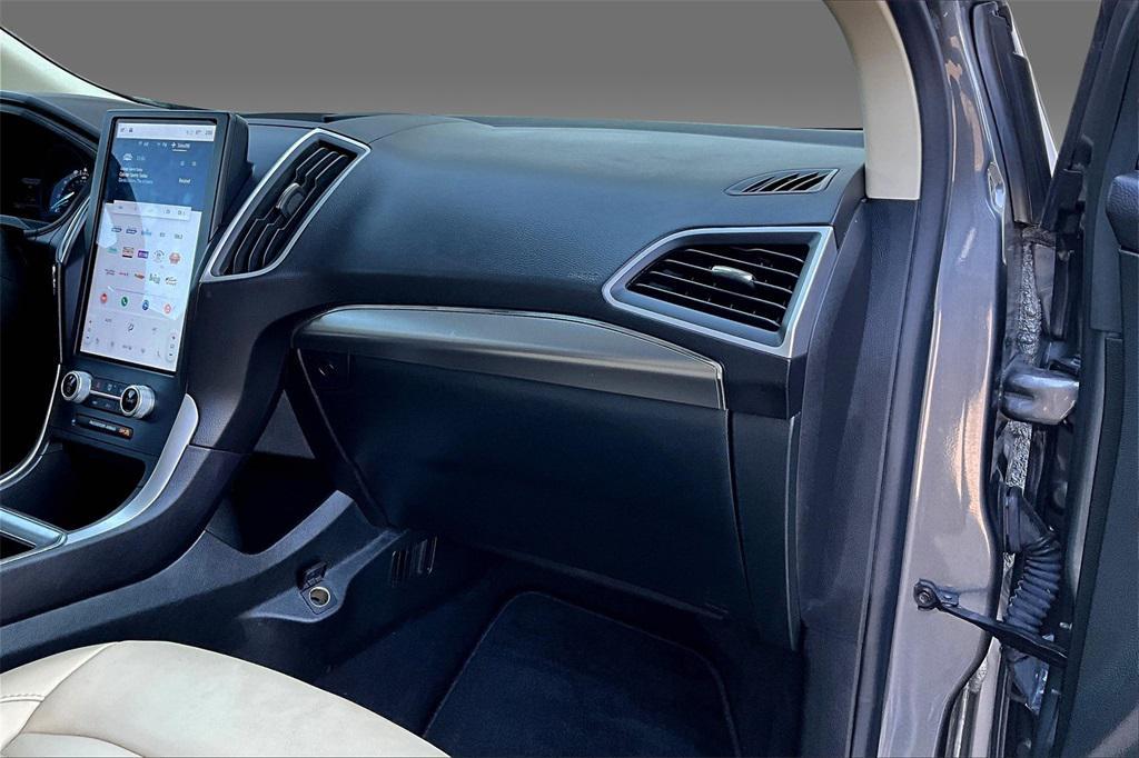 used 2022 Ford Edge car, priced at $24,333