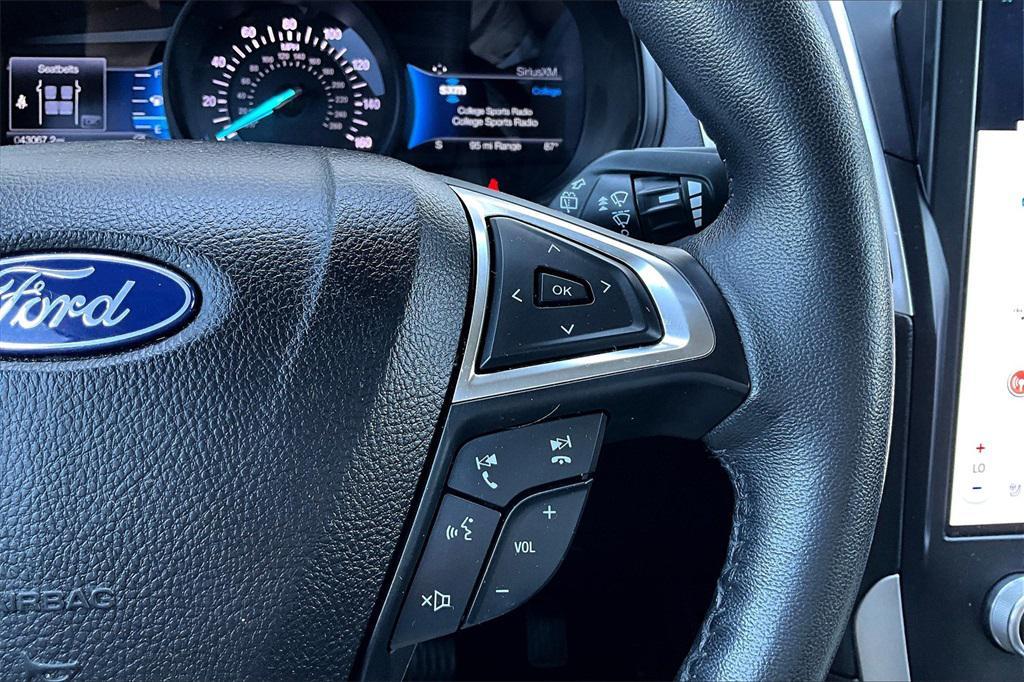 used 2022 Ford Edge car, priced at $24,333