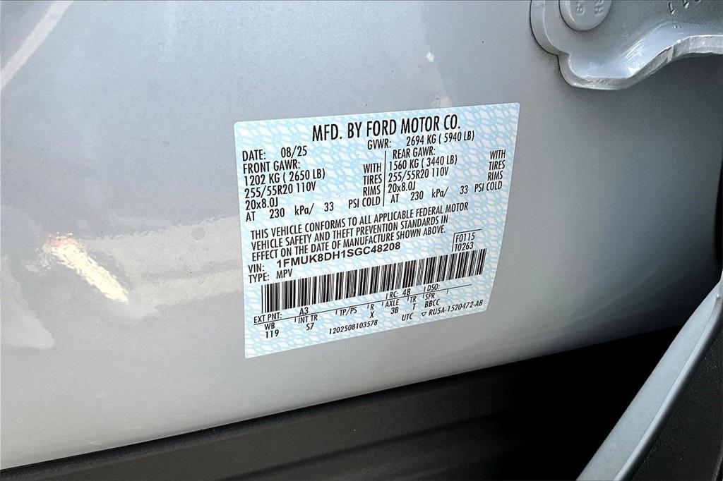new 2025 Ford Explorer car, priced at $45,639