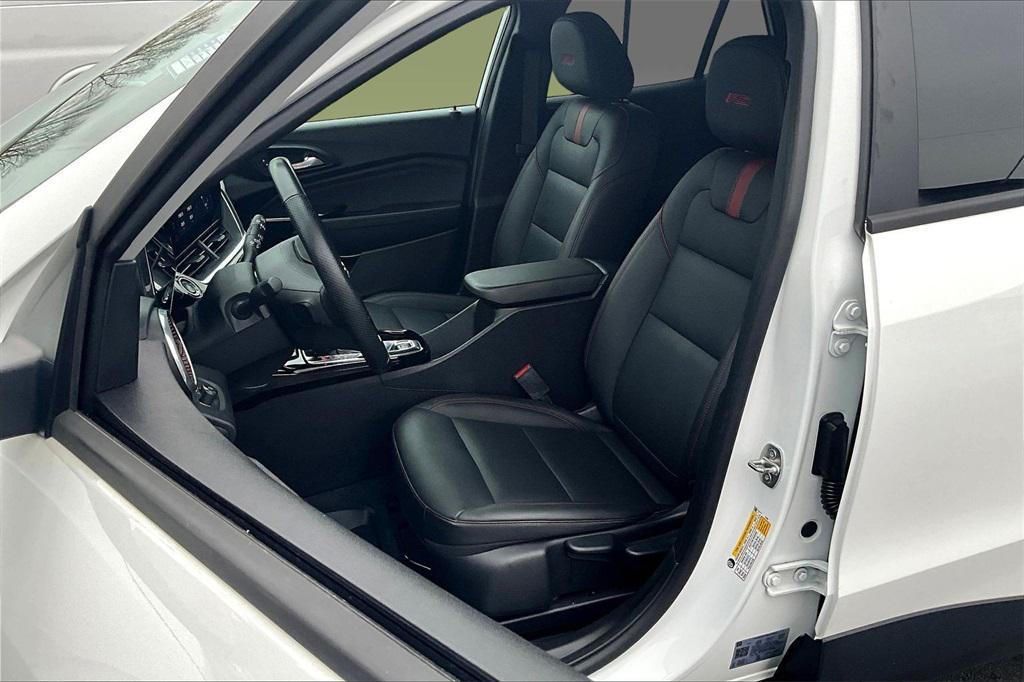 used 2024 Chevrolet Trax car, priced at $23,115