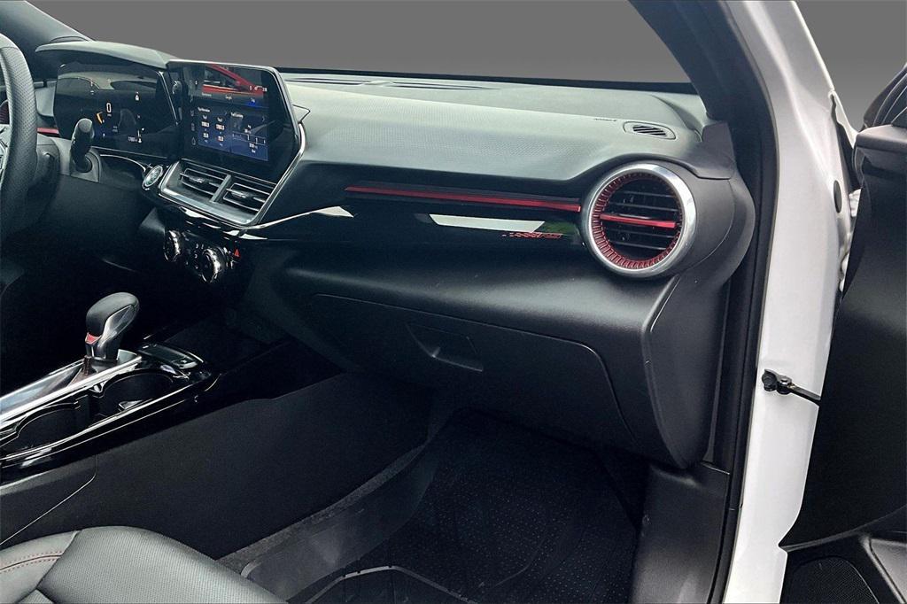 used 2024 Chevrolet Trax car, priced at $23,115