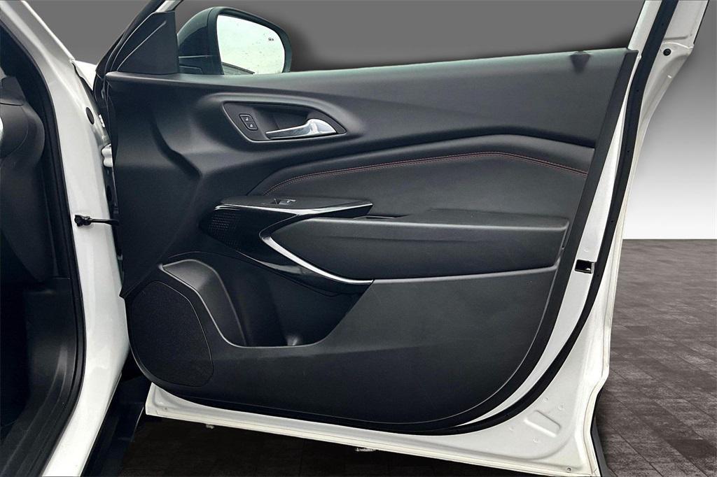 used 2024 Chevrolet Trax car, priced at $23,115