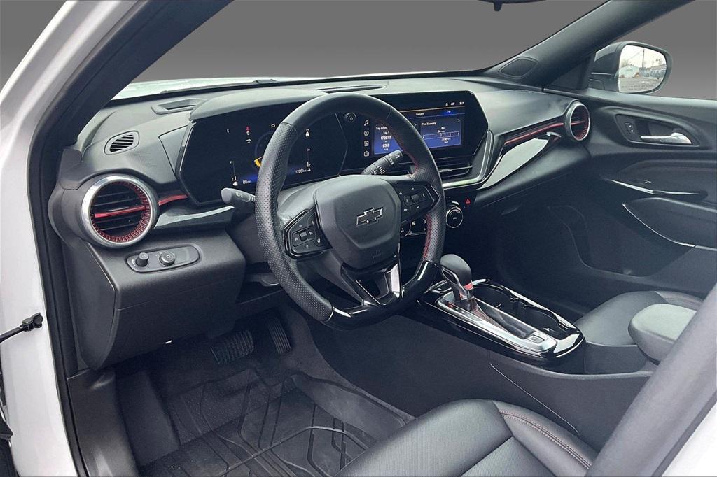 used 2024 Chevrolet Trax car, priced at $23,115