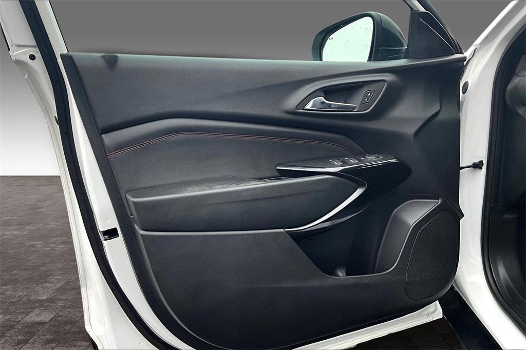 used 2024 Chevrolet Trax car, priced at $23,115