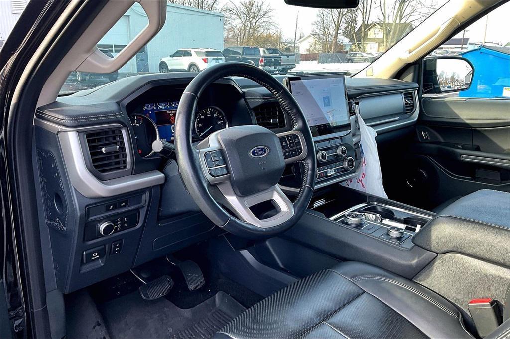 used 2022 Ford Expedition car, priced at $44,365