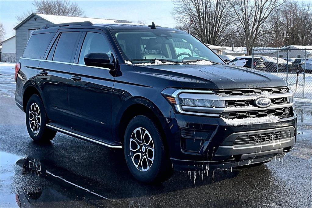 used 2022 Ford Expedition car, priced at $44,365