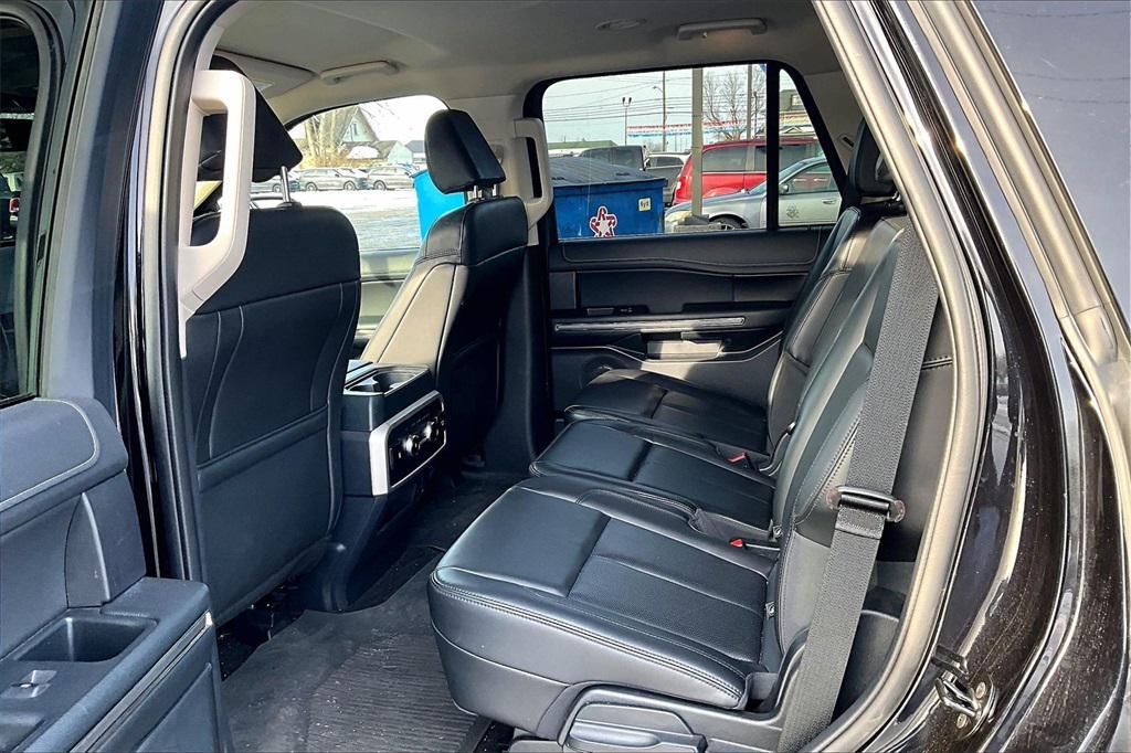 used 2022 Ford Expedition car, priced at $44,365