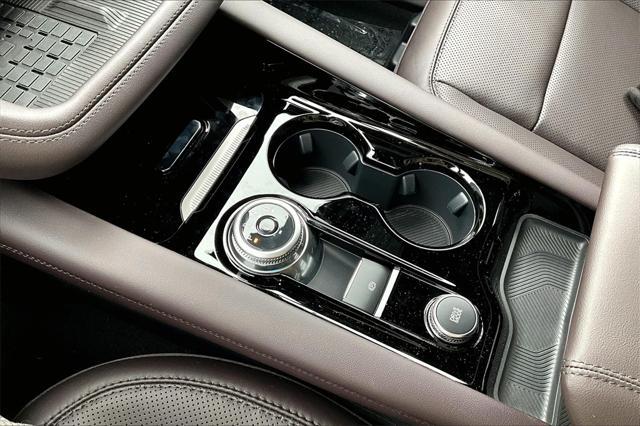 new 2025 Ford Explorer car, priced at $55,960
