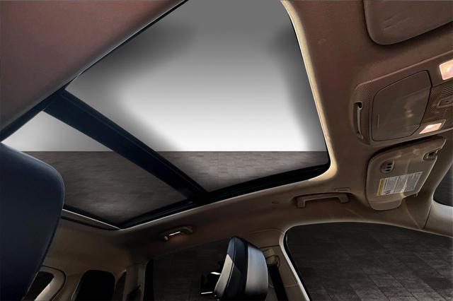 used 2022 Lincoln Nautilus car, priced at $28,646