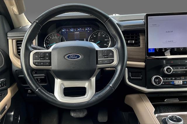 used 2022 Ford Expedition car, priced at $35,000