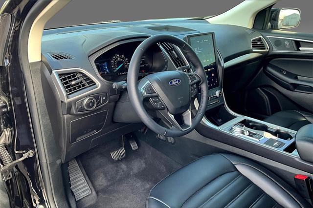 used 2024 Ford Edge car, priced at $27,616