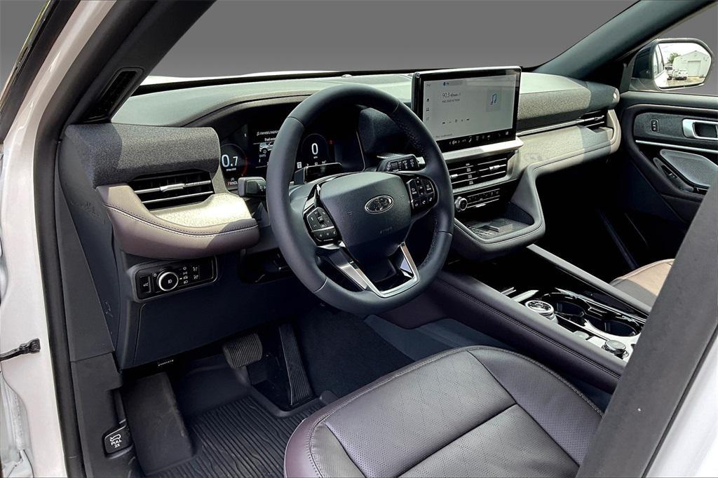 new 2025 Ford Explorer car, priced at $54,245