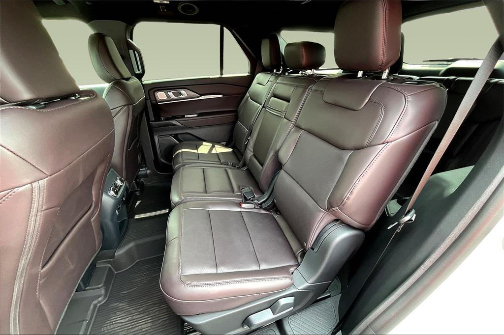 new 2025 Ford Explorer car, priced at $54,245