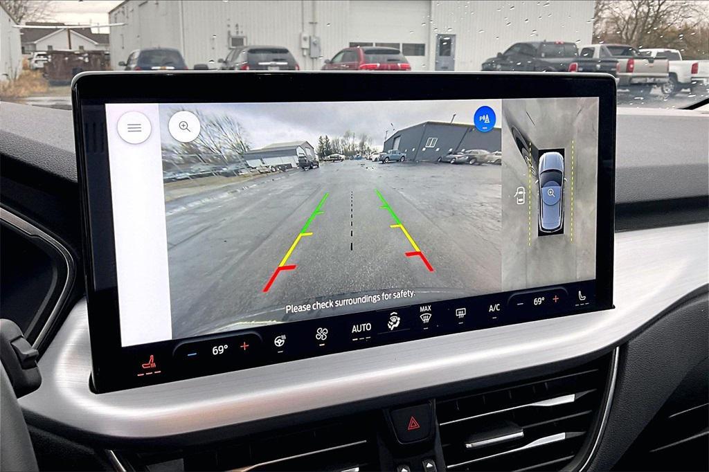 used 2023 Ford Escape car, priced at $24,990