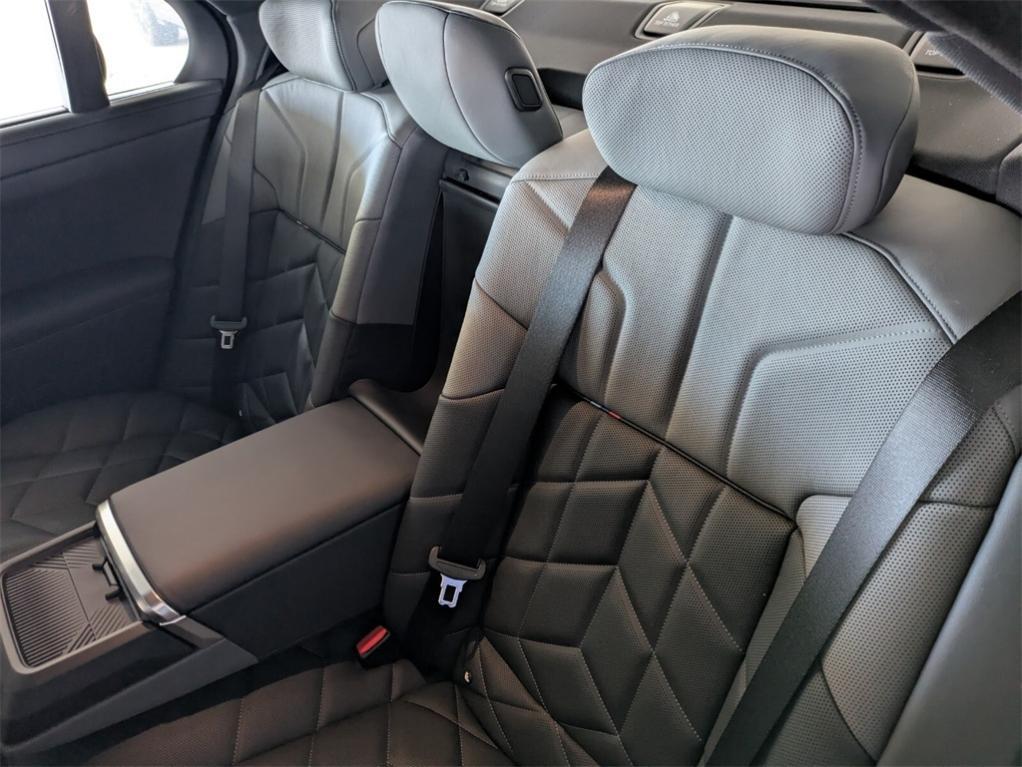 new 2025 BMW 760 car, priced at $134,150