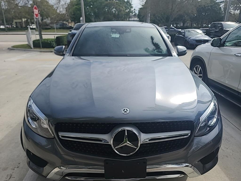 used 2019 Mercedes-Benz GLC 300 car, priced at $33,995